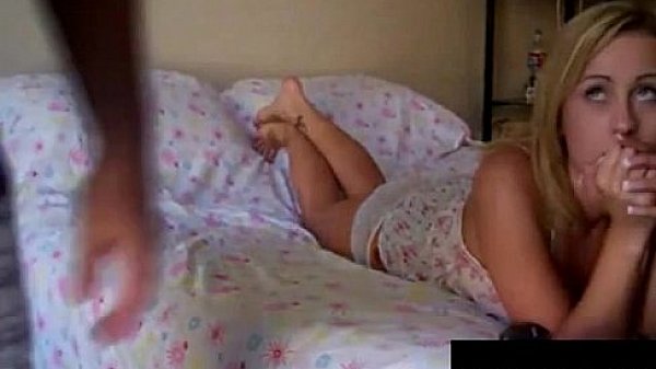 Nonton Gorgeous Blonde Teen Spreads And Toys Pussy On Cam: Porn 6c thumbnail