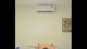 Depois Da Massagem, Nada Melhor Que Gozar Comendo O Massagista thumbnail