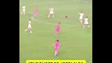 Nonton Messi Looking For The Ghost Of Alba thumbnail