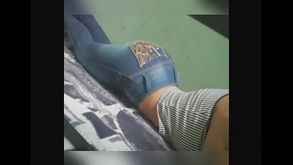 Play MP4 - JOVENCITA TETONA Y NALGONA 1