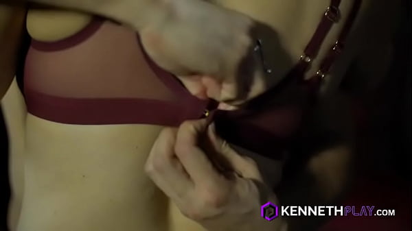 lrmmryj qasy undressing