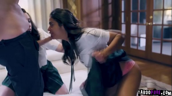 Twisted stepsiblings fucks_innocent teen like_a spreadeagle!