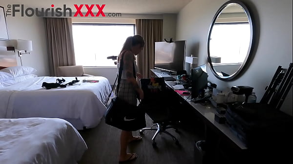 Stranded traveler finds herself in hotel sucking on a bbc 