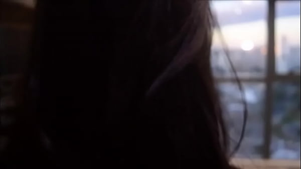 Nonton Lis Stirring With His Head thumbnail