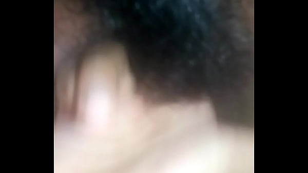 Dedeandome hasta venirme de tanto placer