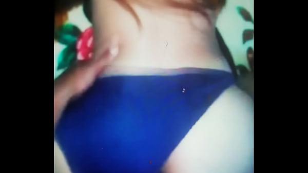 Play MP4 - Guauuuu que fr&iacute;o pero un palito con mi compadre no cae mal lla que bino ay que aprobechar