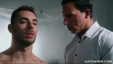 Reese obsessively fucks Carter from behind 