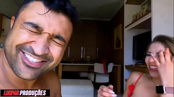 Loirinha safada se deliciando no pau e levando leitada na boca | Charlotte | LP Produ&ccedil;&otilde;es 