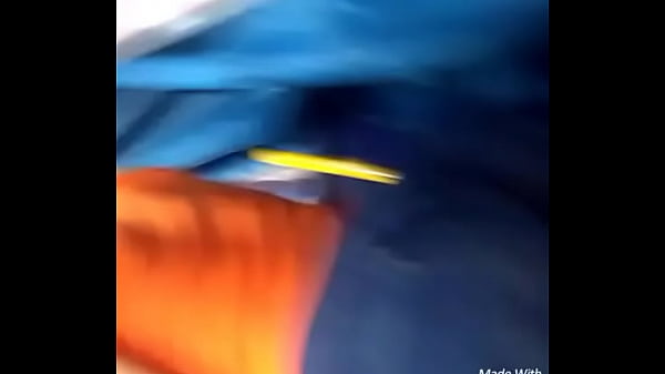 Novinha do cuzinho empinado