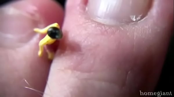 Summer Fun (Preview) - Giant footplay with tiny man cockplay