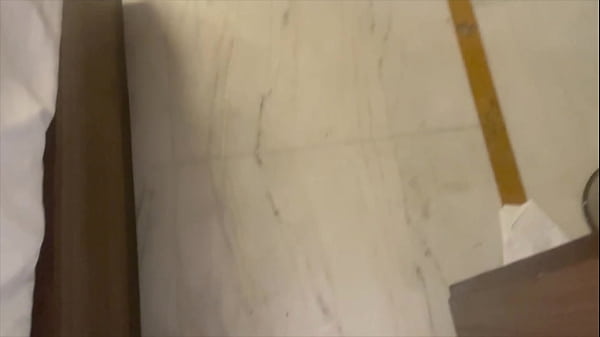 Nonton Horny Desi Bhabhi Seduces Delivery Guy For Hard Fuck thumbnail