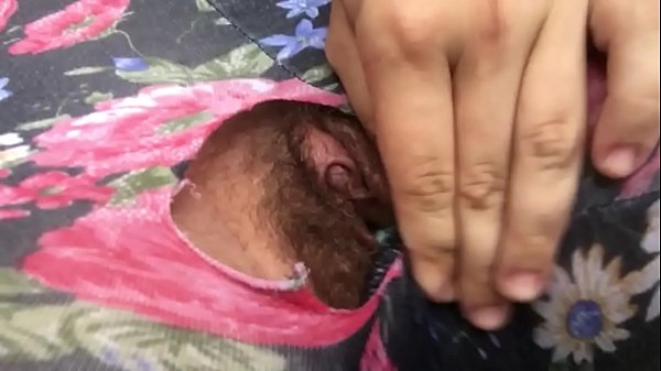 Play MP4 - Ripped hole reveals a pissing and squirting little pussy