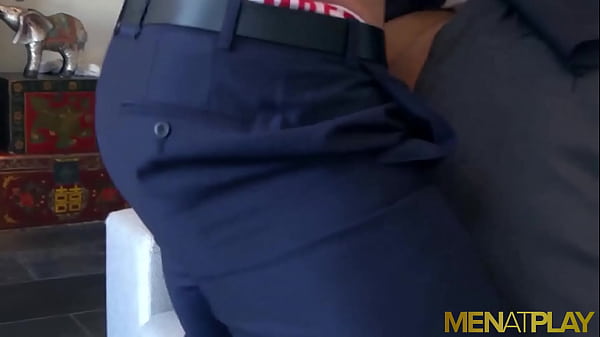 Play MP4 - MENATPLAY Latino In Suit Klein Kerr Fucked By Johan Kane