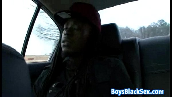 Black Muscular Gay Dude Fuck White Skinny Boy Hard 04