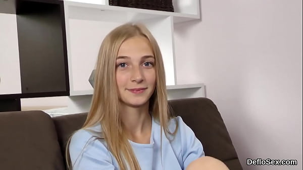 Astonishing teenie_masturbates tight twat_until she is having orgasm