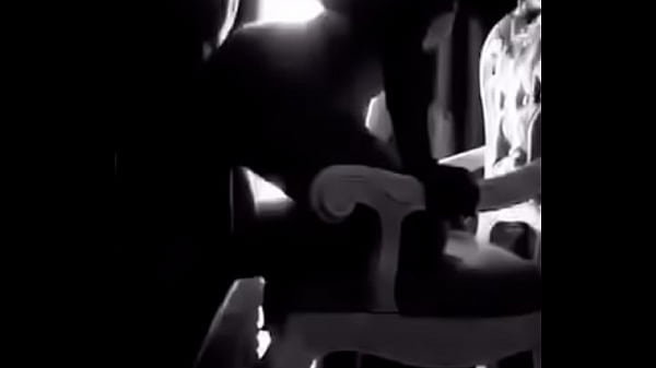 doggy đĩ_mông to thèm_địt