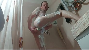 LanaTuls - Anal Slut and Whore - Fast and Hard AssFucking ManCunt Pussy With Bottle of Shampoo in BathTube. Гей шлюха москва. 