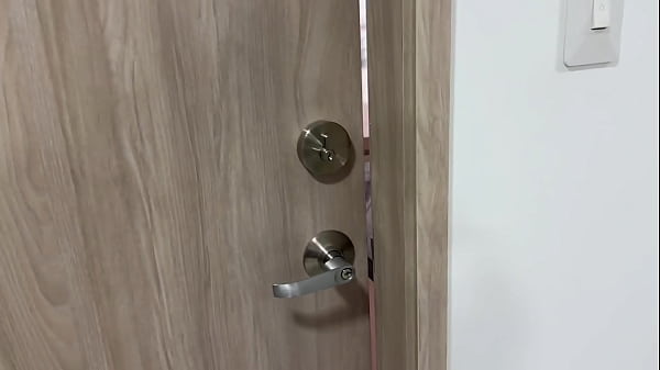 Nonton He Spy On Me Masturbating And I Get Really Horny! thumbnail