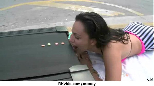 Sexy wildchick gets paidto fuck13