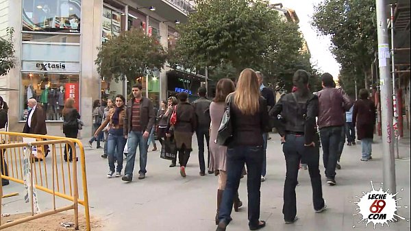 Play MP4 - MOVIDA MADRILE&Ntilde;A SEXO