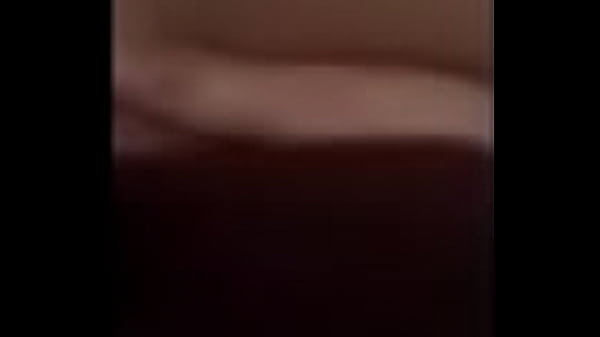 Gurl playing with puss 