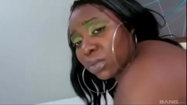 Play MP4 - SpankBang negra greluda dando o cu 480p