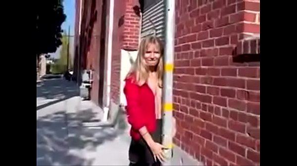Play MP4 - Blonde Max Vegan&comma; public flasher fun in LA