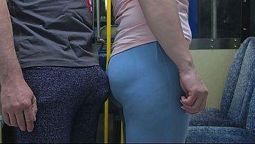 Nonton Pervert Stranger Touch Her Ass Inside Bus And Ejaculate Using Girl's Hand thumbnail