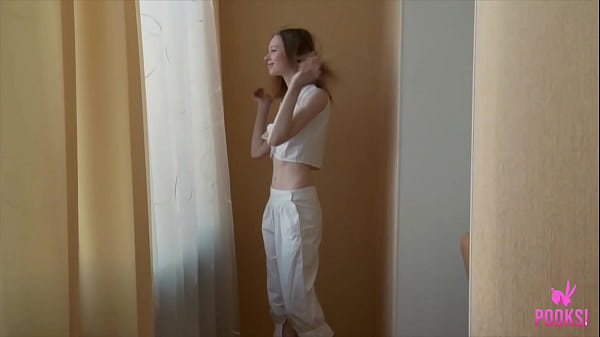 Play MP4 - Naughty Daisy D Doubles Down&comma; Two Hands Blasting Her Naughty Cunt&excl;