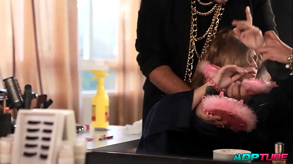 Aris dark la teen espa&ntilde;ola amante de chupar pollas 