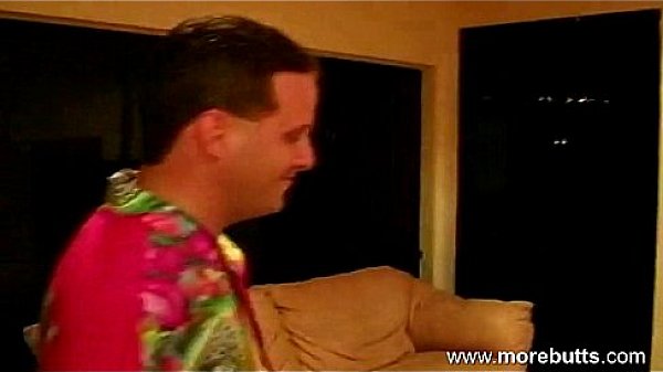 Just classic flirting scene young dude should watch 