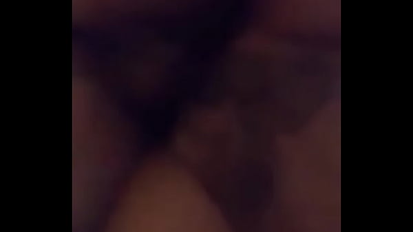 Rico culito Ella disfruta