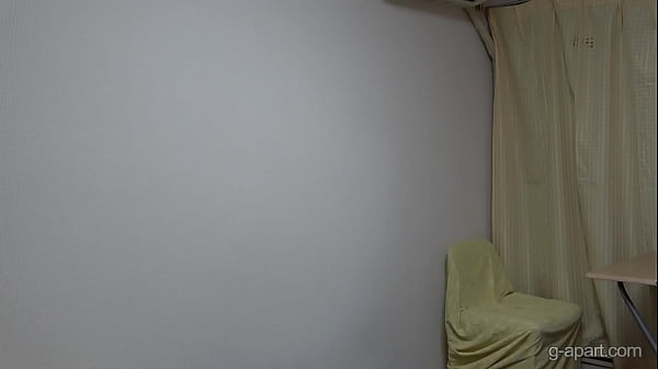 Nonton Japanese Girl Living Alone Takes A Shower And Wipes Her Body With A Towel thumbnail