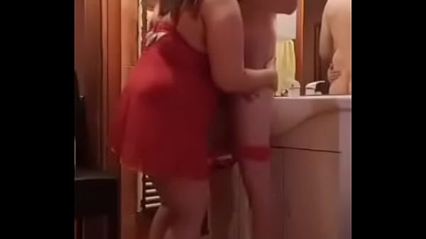 Amateur couple fuck everywhere 