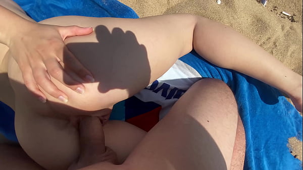 Public_sex on beach with naughty teen