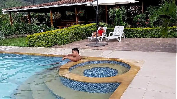 Nonton What A Delicious Pussy This Hot Whore Has thumbnail