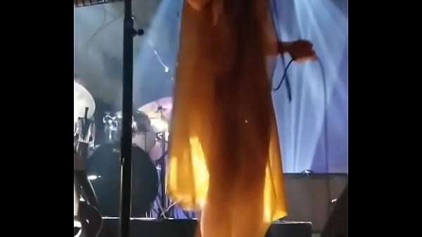 Nonton 5 Ain't Be Ha Wyf Plus Three thumbnail