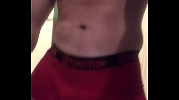 Play MP4 - Stripper with big dick dancing