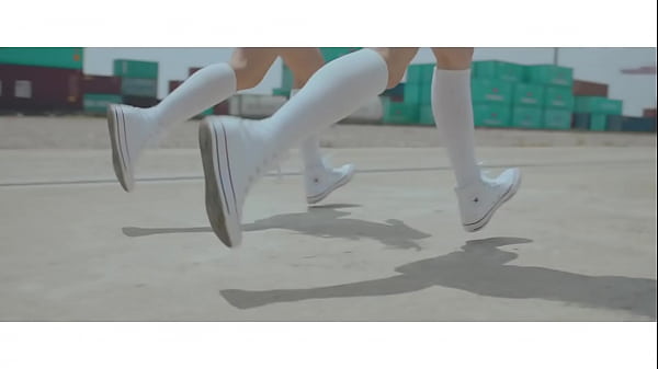 Debut girl of the month