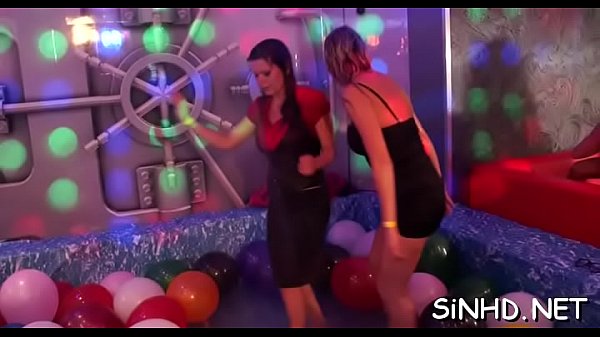 Captivating team fuck 