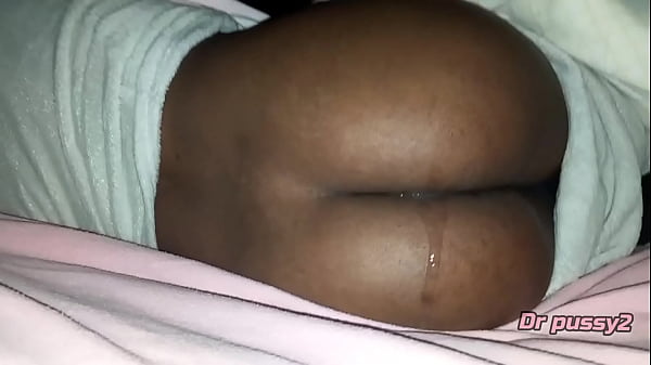 DR PUSSY2Ebony casada fica com ocu cheio de sémen parao cornover