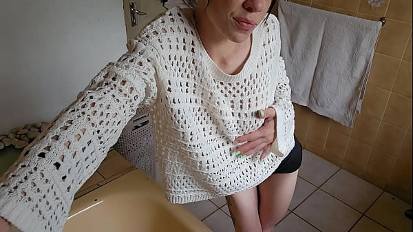 Nonton Solo Smoking Bath Time Join Me! thumbnail