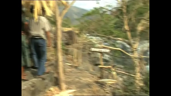 Play MP4 - Behind The Scenes&colon; Shooting in Phillippines