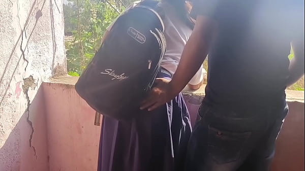 देसी लड़की क्या कमाल की माल है बहुत चोदने का मन कर रहा है 