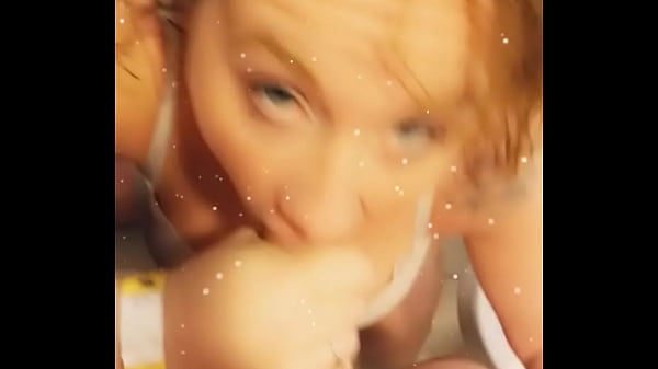 Play MP4 - Anabele Jackson gives shower head&excl;