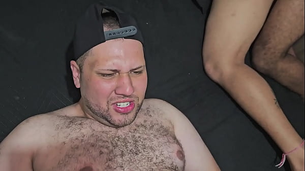 Depois Da Balada Esses Ursos S&oacute; Querem Finalizar A Noite Muita Rola E Leite No Rabo - Parte 01 thumbnail