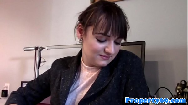 Amateur realtor_in lingerie rubbing pussy