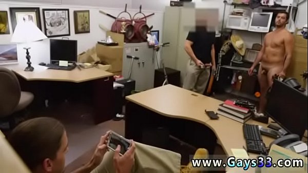 Soft straight cocks at the gym and crony'_s fucks his free