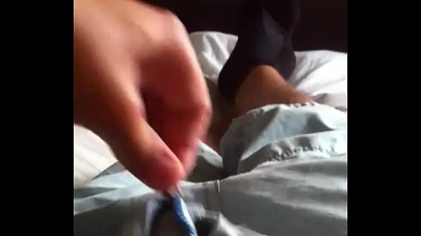 Nonton Trim.8896757c-7c32-4955-acd9-883ee9bf6c41.mov thumbnail