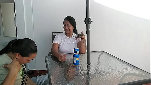 Hoy Tuve Mi Primera Cita En Tinder, Y Conectamos Tanto Que En La Primera Cita Terminamos Culiando En El Caf&eacute; thumbnail